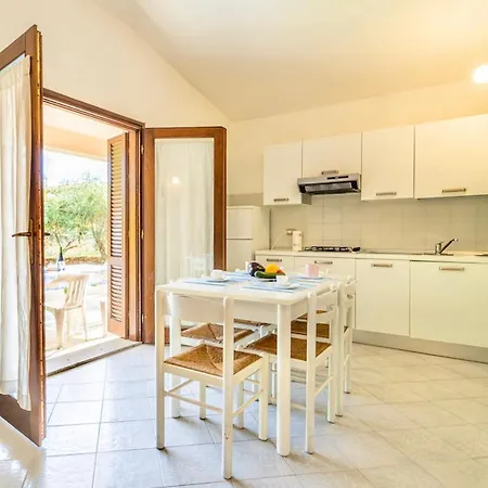 Iss Travel, In Via Torino - 800 M From La Cinta Lejlighedshotel 3*