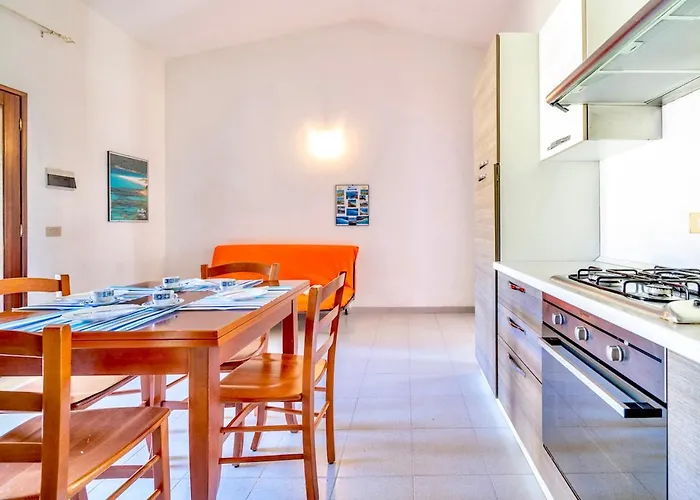 Iss Travel, In Via Torino - 800 M From La Cinta 3* San Teodoro (Sardinia)