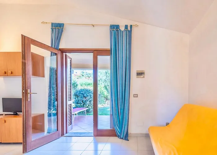 Iss Travel, In Via Torino - 800 M From La Cinta San Teodoro (Sardinia)